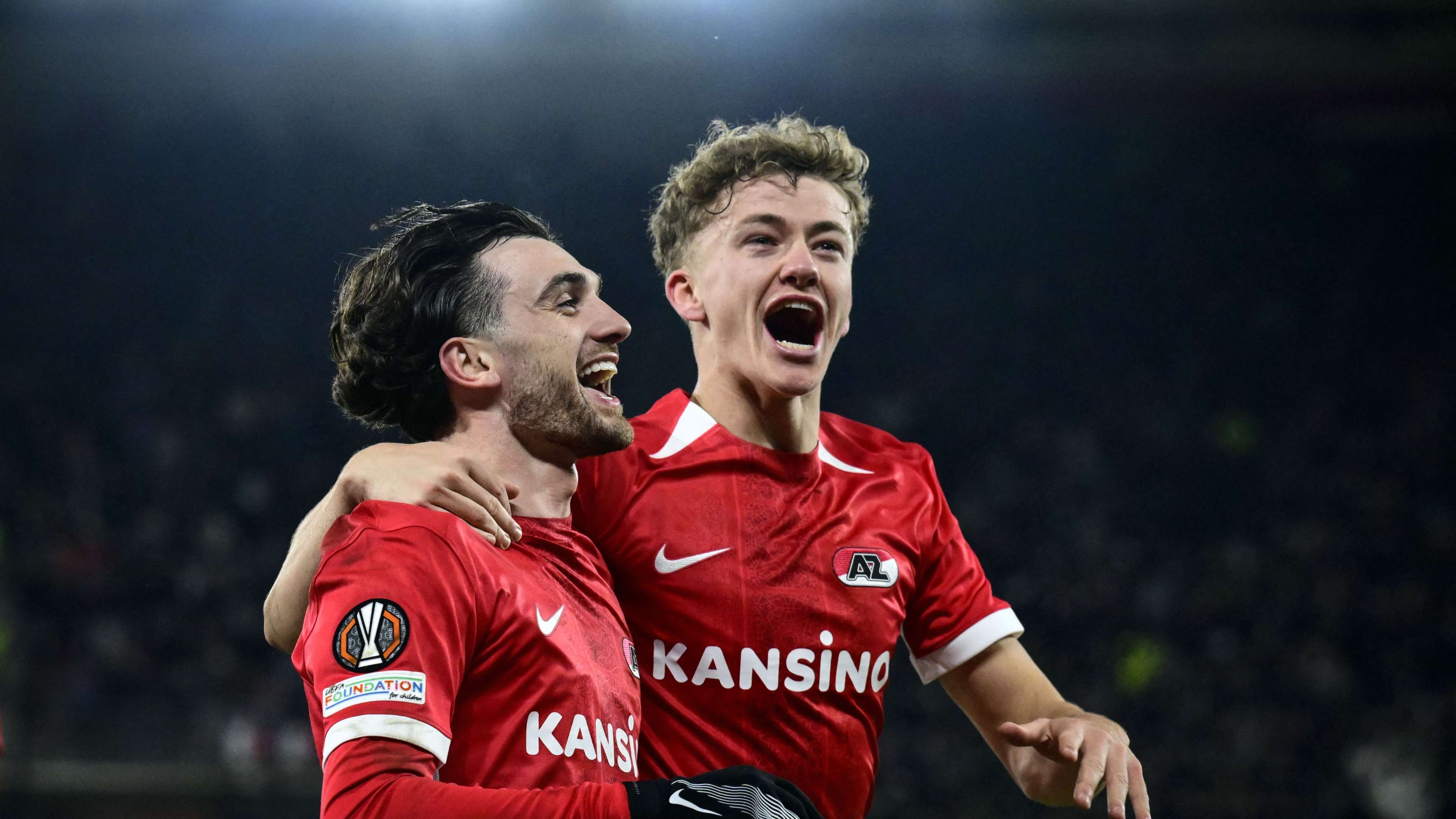 稳全球舞台 稳全球舞台