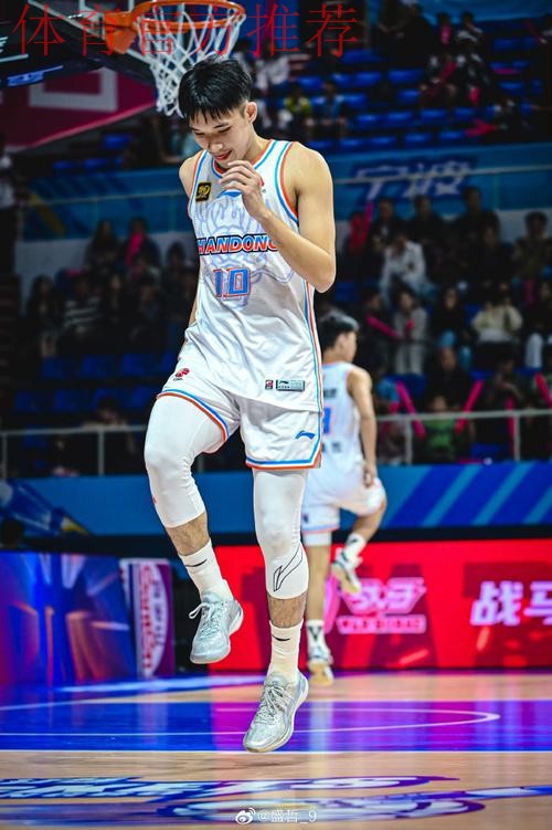 CBA新科状元谢智杰—— “我还可以做得更好” CBA新科状元谢智杰—— “我还可以做得更好”